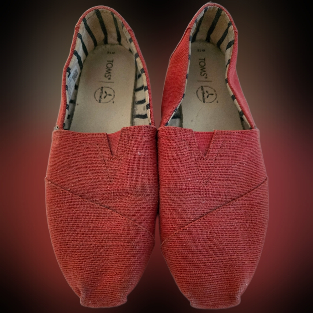 TOMS Women's Size 12 Red Slip-On Loafers